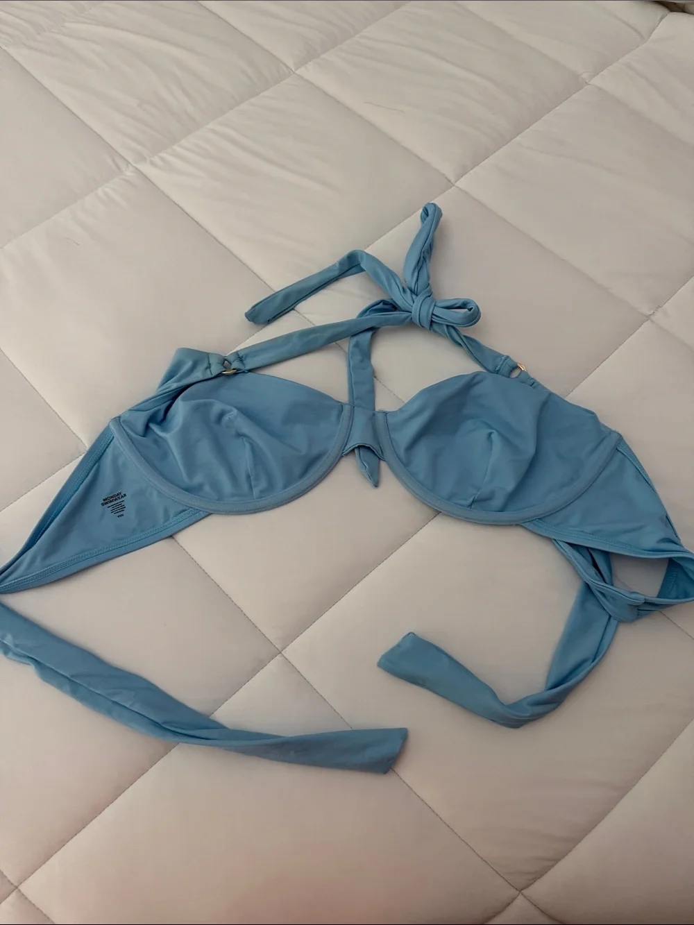 Monday swimwear bikini top